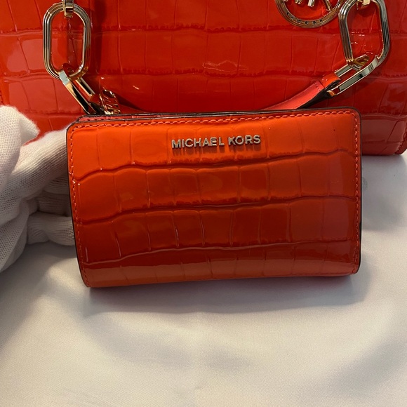 New Without Tags Michael Kors Spiced Gold Chain Coral Satchel and Wallet - Picture 11 of 16